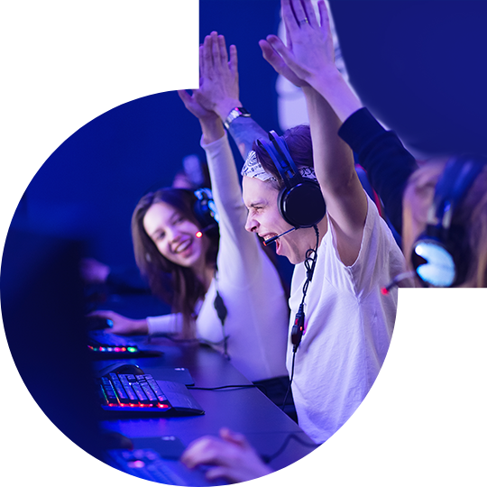 龙8独家双向驱动技术<br>让电竞玩家尽情享受极致高速快感